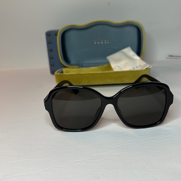 New Gucci Women's Gg0765SA 57mm Rectangle Sunglasses - Picture 5 of 17
